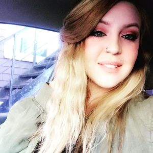 Meet your Posher, Mara